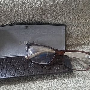 Gucci frame